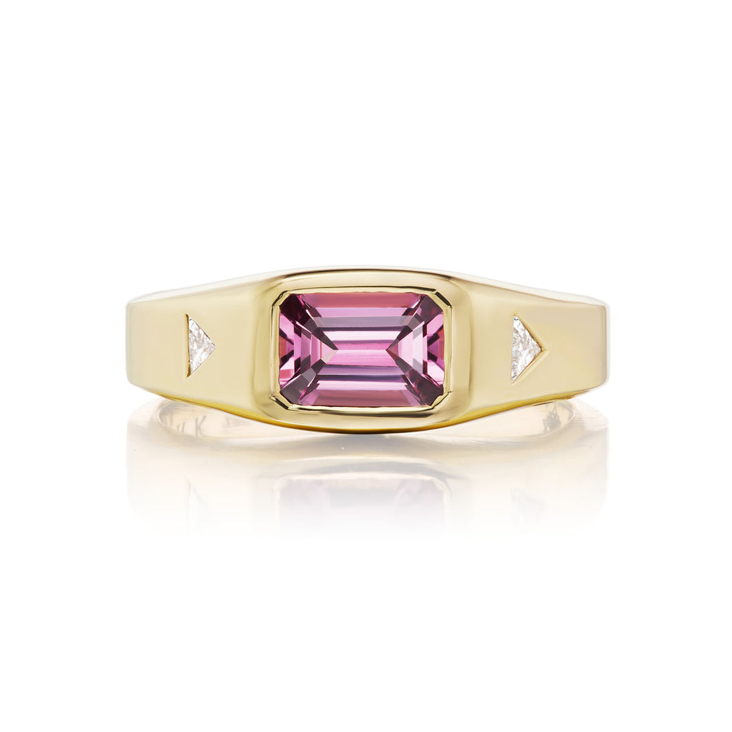 Creation Small Ring in Pink Spinel